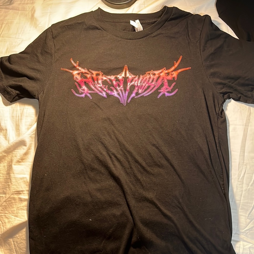 Black FWD 2019 tour t shirt.